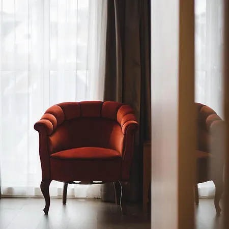 Grand Hotel